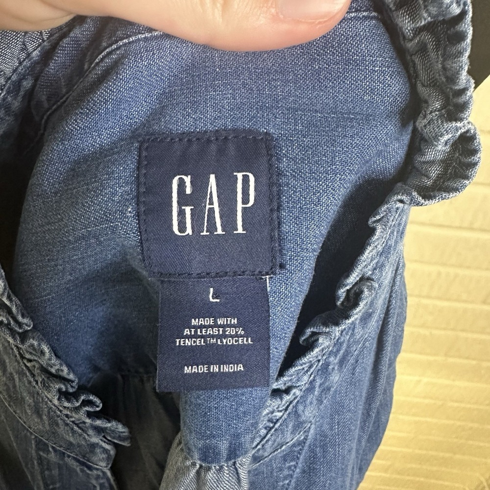 NWT Gap Puff Sleeve Denim Shirt Ruffle Trim Sz L Cotton V Neck Cottagecore Farm - Picture 6 of 7